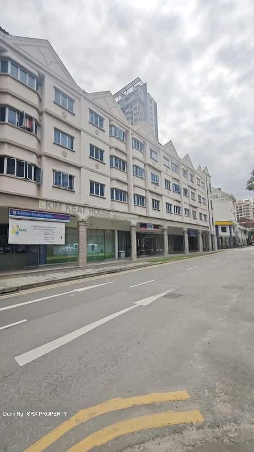 Space 18 (D12), Factory #559004121